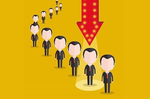 【职场正能量】四个方法让你脱颖而出